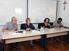 Abertura do seminário, com a presença dos professores Ben Spencer e Sue Brownill (Oxford Brookes University), a profa. Sarah da Silva Telles (CIS) e Itamar Silva (Grupo Eco/Santa Marta). Fotógrafo Antônio Albuquerque.