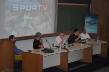 Mesa com os palestrantes no Auditório do RDC. Fotógrafo Antônio Albuquerque. Acervo do Núcleo de Memória.